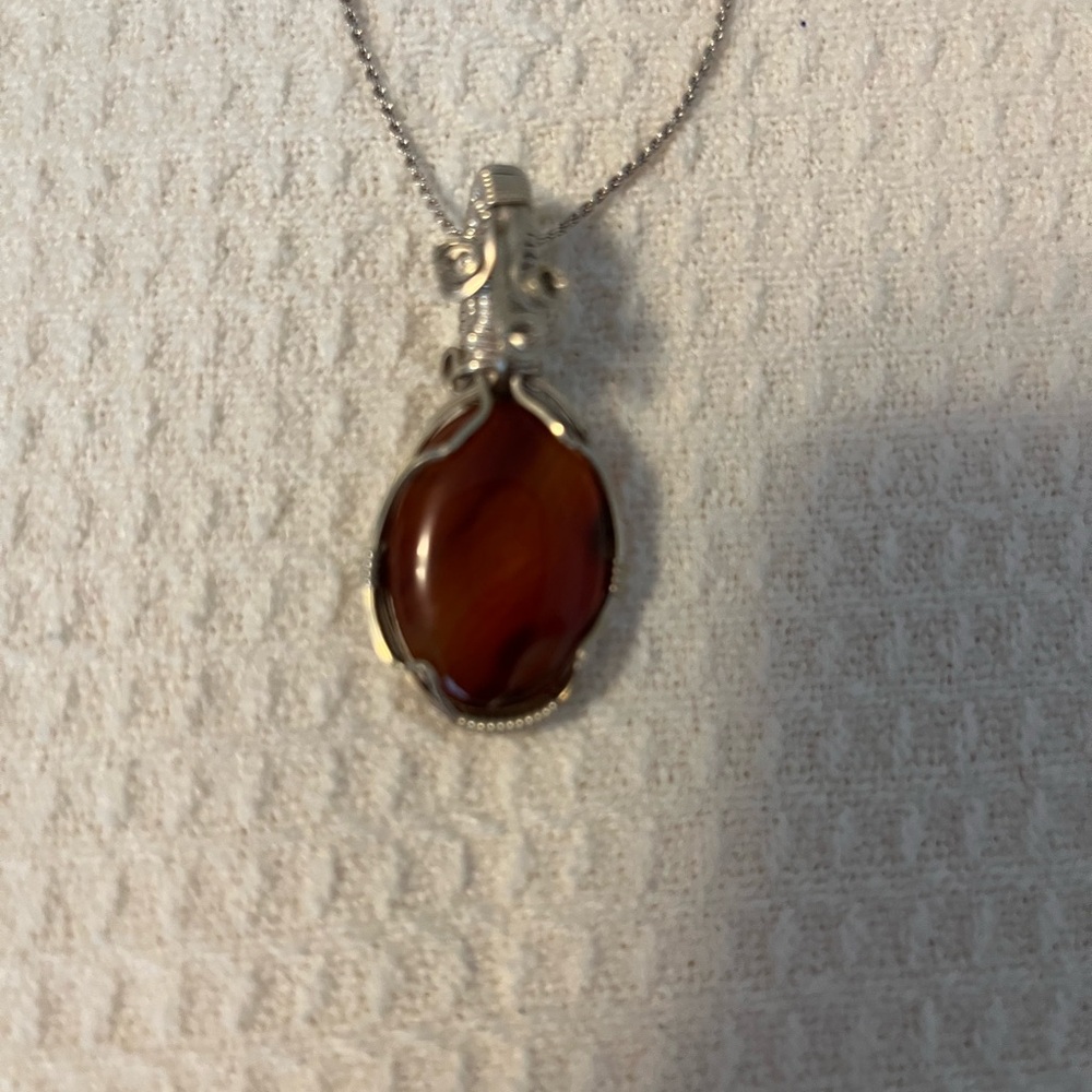 Gold and Amber Pendant Necklace